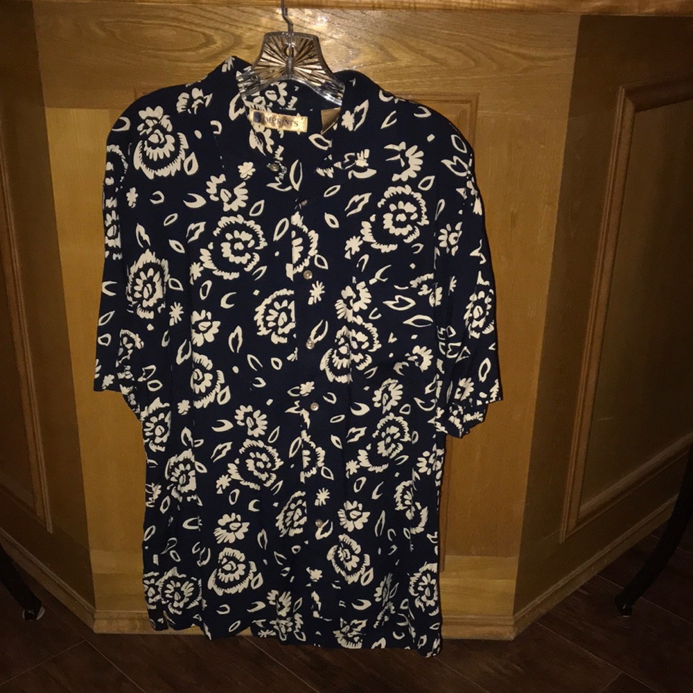 Imprints Mens Short Sleeve Button Front Navy Blue w/ White Flowers Casual Shirt